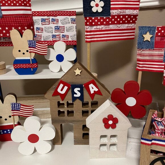 Set of Two Wooden Houses - Patriotic Tiered Tray Decor July 4th Wood Houses USA - Picture 2 of 4